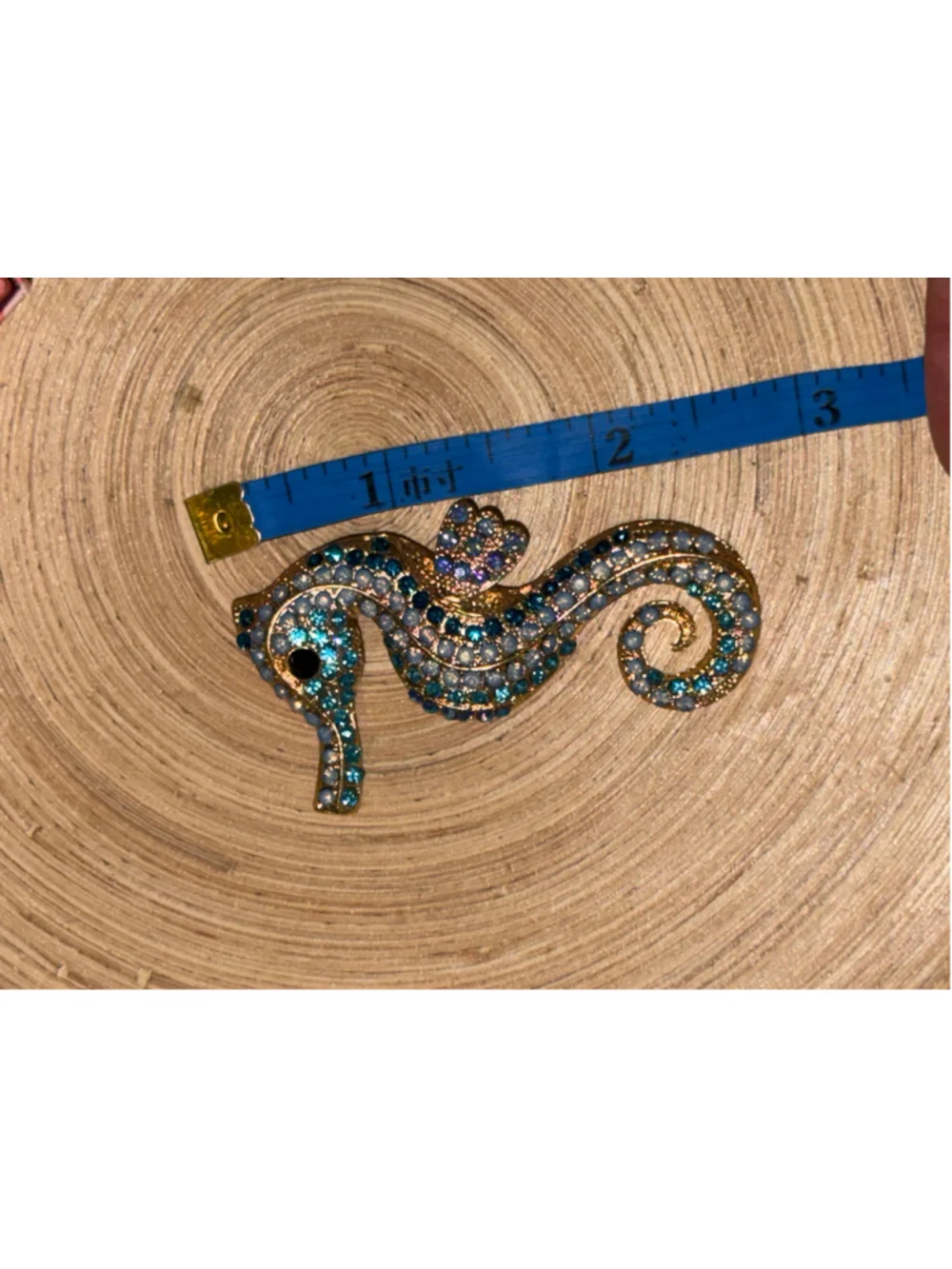 Aura’s Oddities Seahorse Brooch Blue & Gold
